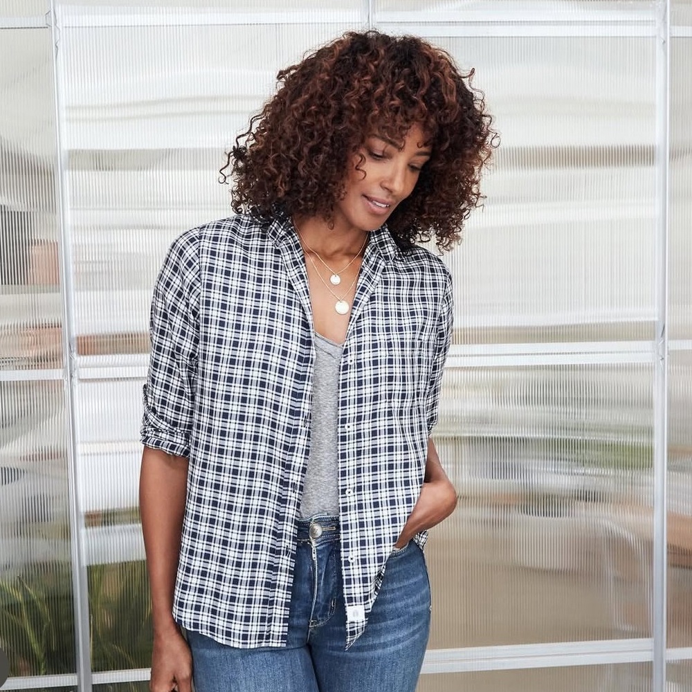 Grayson The Hero Button-Up Shirt in Navy White Toni Plaid Liquid Lyocell